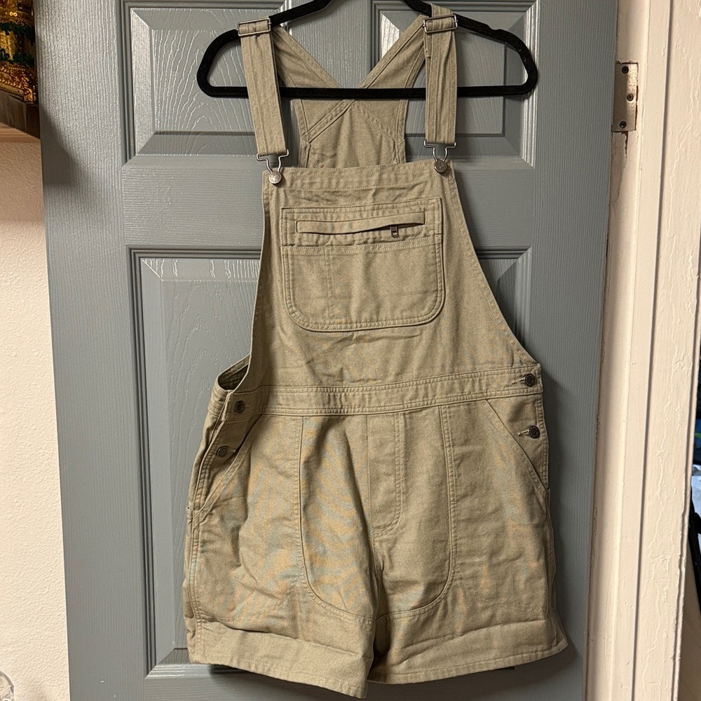 Patagonia Stand Up Overalls 5”- Color Undyed Natural